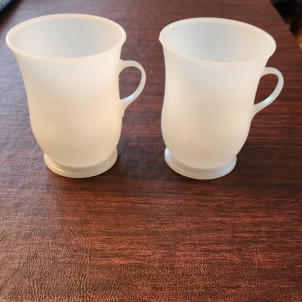 Koolaid Plastic Cups